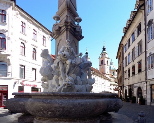 Fonte projetada por Francesco Robba