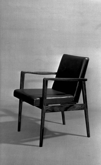 Poltrona de aproximação. Cláudio Araújo, Década de 1960, Móveis Contemporâneos