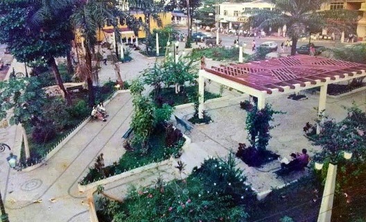 Primeiro Projeto de Reconstituição e Restauração no etilo art decó, 1995