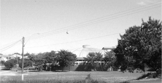 Ginásio de esportes Ronaldo Zaidan Pelegrini, sem manutenção