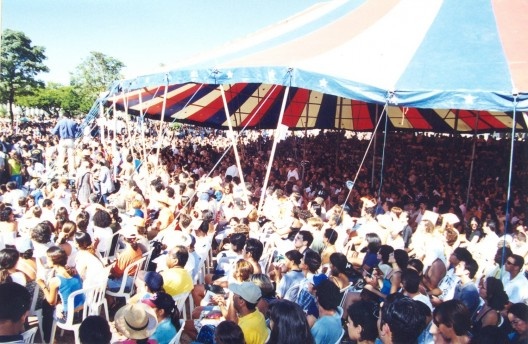 Entrega de título de Doutor Honoris Causa Dalai Lama, abr. 1999