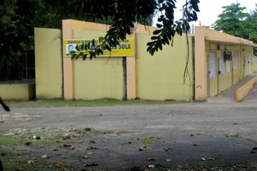 Escola de Rio Piedras, San Juan, Committee on Design of Public Works, arquiteto consultor Richard Neutra
