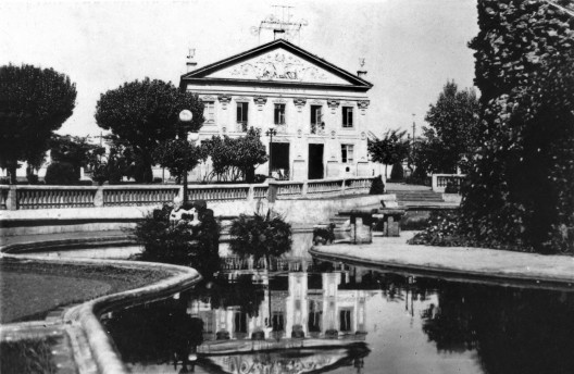 Theatro da Paz inserido no Largo da Victória de Limeira