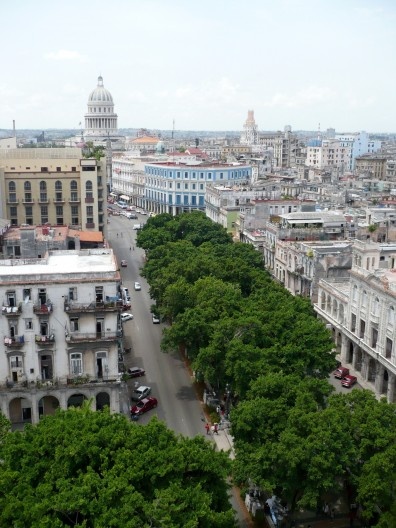 Paseo del Prado. A mais bela avenida do centro de Havana, desenhada Pelo urbanista francês, JCN Forestier, 1930