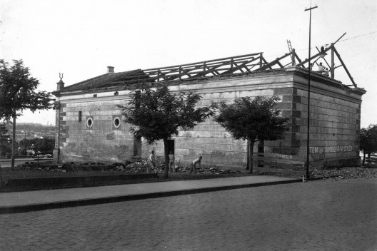 Fase de demolição do Theatro da Paz