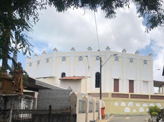 Cemitério São João Batista. Fundos da capela