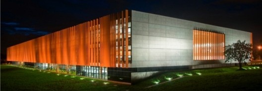 Sede da Fundação Habitacional do Exército, Brasília, uma das sete obras construídas resultantes de concursos realizados entre 2005 e 2010