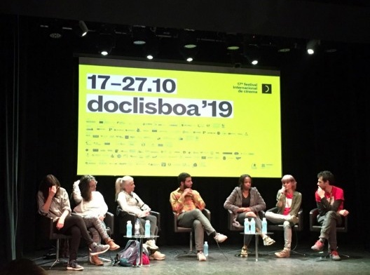 Documentário O que vai acontecer aqui?, debate após a exibição do documentário