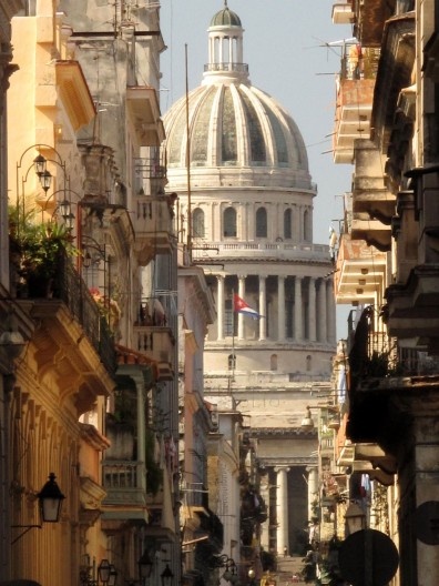 Vista do Capitólio desde a Havana Velha