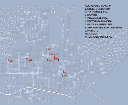 Edifícios históricos selecionados a partir da consulta à população, que coincidiu com o elenco que constava no relatório técnico elaborado pela equipe de revisão do plano e pelo conselho de patrimônio local