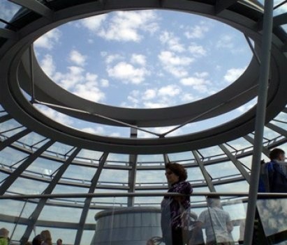 Haifa Sabbag no Reichstag, Berlim