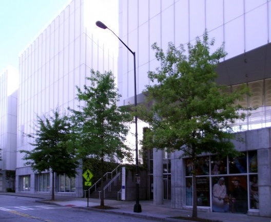 High Museum desde a estação Arts Center