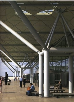 Aeroporto de Stansted, Inglaterra, Foster and Partners