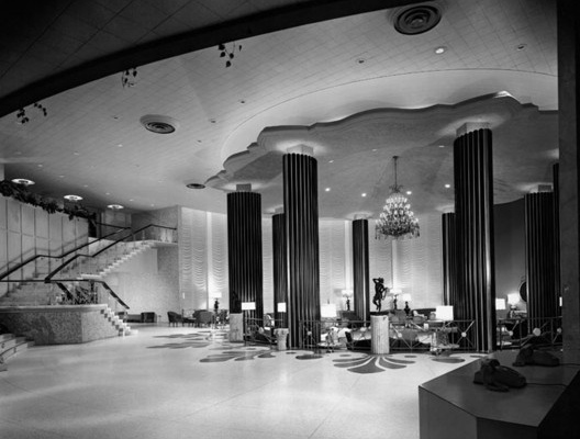 Lobby do Hotel Eden Rock, Miami Beach, 1955