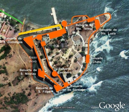 Estrutura fortificada da fortaleza de S. Tomé em Diu após os cercos