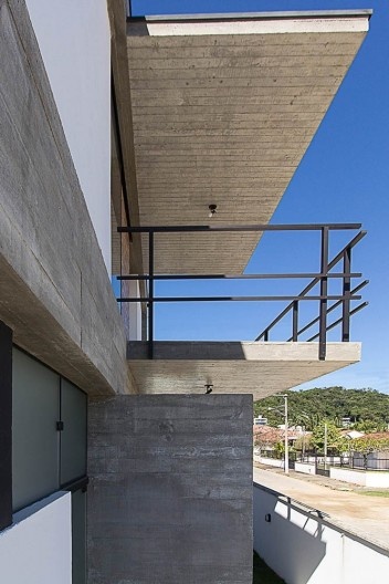 Casa D, Praia Alegre, Penha SC Brasil, 2014. Arquiteto Pablo José Vailatti / PJV Arquitetura