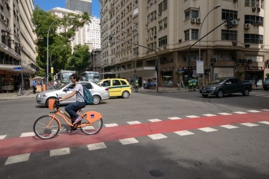 Ciclo Rotas do Centro, Rio de Janeiro, 2012-2015. Clarisse Linke – Instituto de Políticas de Transporte e Desenvolvimento – ITDP Brasil / Zé Lobo – Transporte Ativo / Pedro Rivera – Studio-X