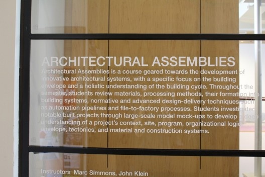 Exposição Architectural Assemblies na Keller Gallery, MIT
