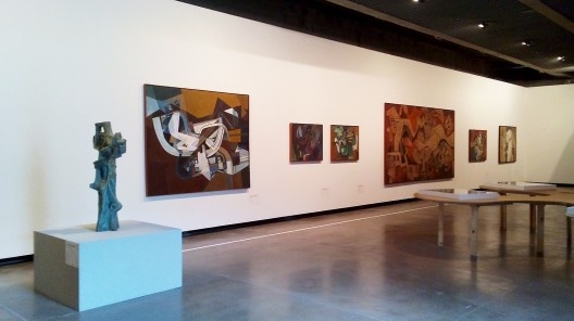 Escultura e telas da maturidade criativa de Burle Marx