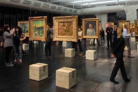 Reabertura da pinacoteca do Masp com cavaletes de cristal, projeto original de Lina Bo Bardi, redesenho de Martin Corullon e Gustavo Cedroni, 11 dezembro 2015