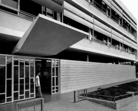 Unidade Senac, São José do Rio Preto. Arquiteto Oswaldo Corrêa Gonçalves