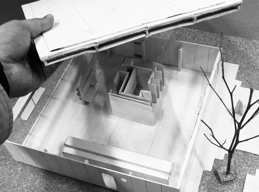 Casa Rogers, foto da maquete desenvolvida pelos alunos da disciplina Desenho Arquitetônico da Universidade São Judas Tadeu em 2018, Richard Rogers e Su Rogers, 1968-1969.
