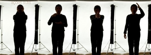 Denise Adams, Ações Sutis, 2011, fotografia impressa em papel de algodão, 36,85x100cm