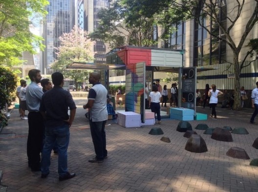 Trecho pedestrianizado da Alameda Rio Claro, São Paulo