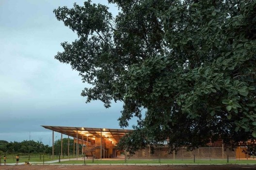 Moradas infantis, Formoso do Araguaia TO, 2015. Escritórios Rosenbaum e Aleph Zero