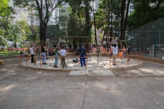 Fogueira, Goma Oficina, 2017