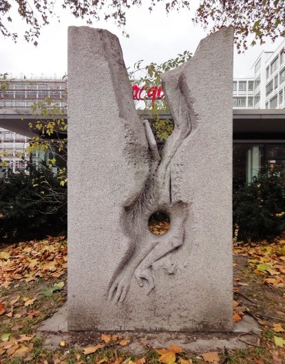 Monumento a Emal Kemal Altun