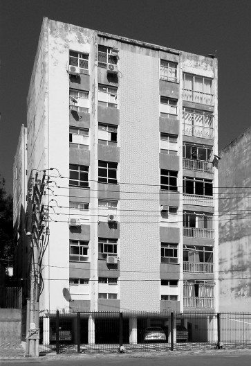 Edifício Rosa Rejane, fachada à rua Plínio Moscoso