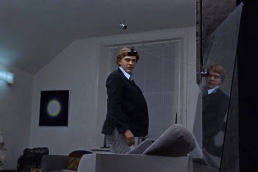 Fotografama do filme Blow Up, de Michelangelo Antonioni