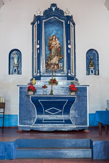 Igreja Nossa Senhora das Neves, altar