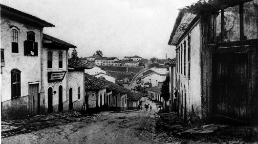 Ladeira de São Francisco e Largo da Memória ao fundo, 1860