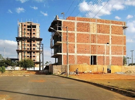 Samambaia, RA XII, processo de verticalização inicial, com 4 ou mais pavimentos