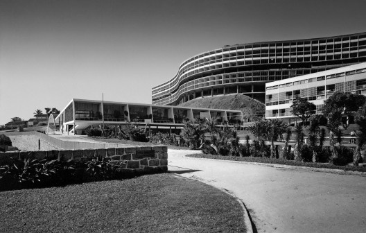Conjunto residencial de Pedregulho, 1947. Arquiteto Affonso Eduardo Reidy
