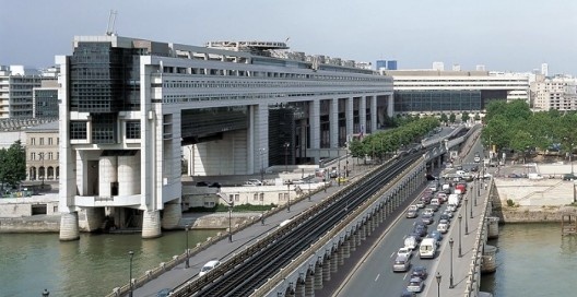 Ministério das Finanças, Paris, 1982. Arquiteto Paul Chemetov