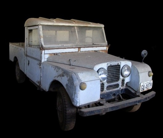 Land Rover do Ministério de Educação e Cultura, uso exclusivo em serviço