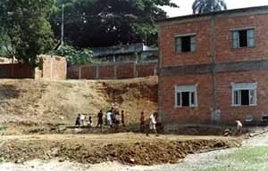 Aplicações de conceitos geomorfológicos em arquitetura.