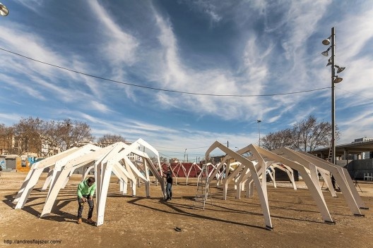Toro de montagem rápida por painéis sanfonados