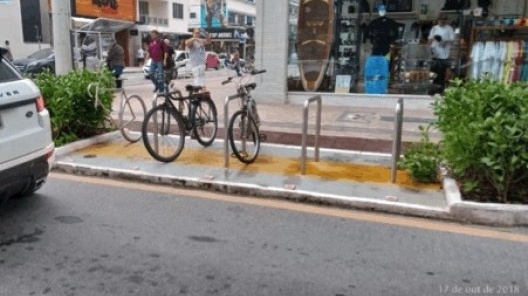 Bicicletário, paisagismo e acessibilidade