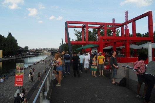 Parque La Villette, Paris. Arquiteto Bernard Tschumi