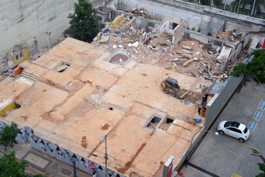 Demolição do edifício Nicolau Schiesser