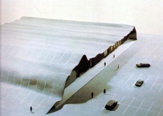 SITE. The Parking-lot Project, Best Showroom