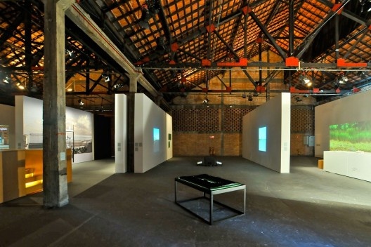 Exposição Território de Contato, módulo 3, MMBB Arquitetos / Gisela Motta & Leandro Lima, Sesc Pompeia, 2012
