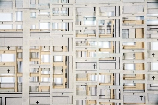 Monoblock, Jorge Macchi, 2003