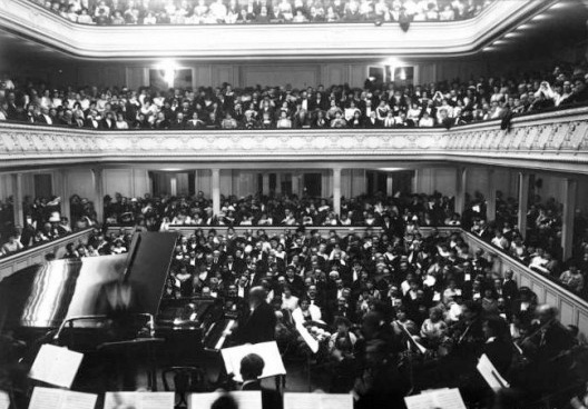 Concerto de Camille Saint-Saëns na salle Gaveau, Paris, novembro de 1913