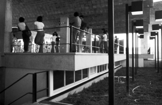 Acesso ao CTEM do Sesi Barra do Ceará, pavimento semi-enterrado