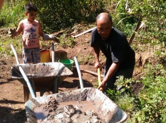 Antes da pandemia Covid-19, trabalho na horta educativa
